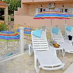 Villa Dinja Gizdavac