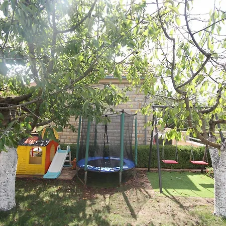 Vila Dinja