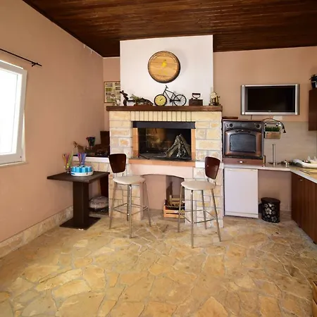 Dinja Villa Gizdavac