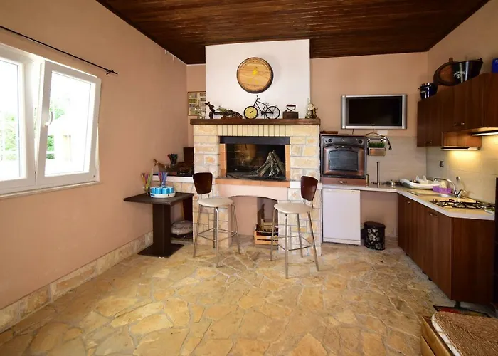 Dinja Villa Gizdavac